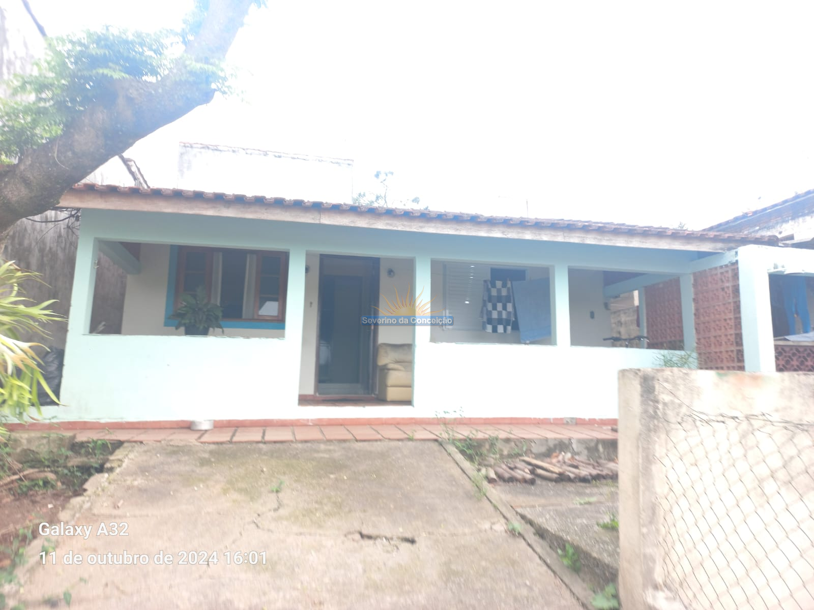 Casa à venda no Centro de Peruíbe – localização privilegiada